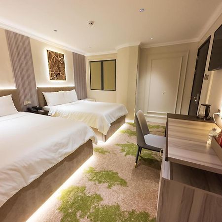 Phuoc Hung 3 Hotel Vĩnh Long 외부 사진