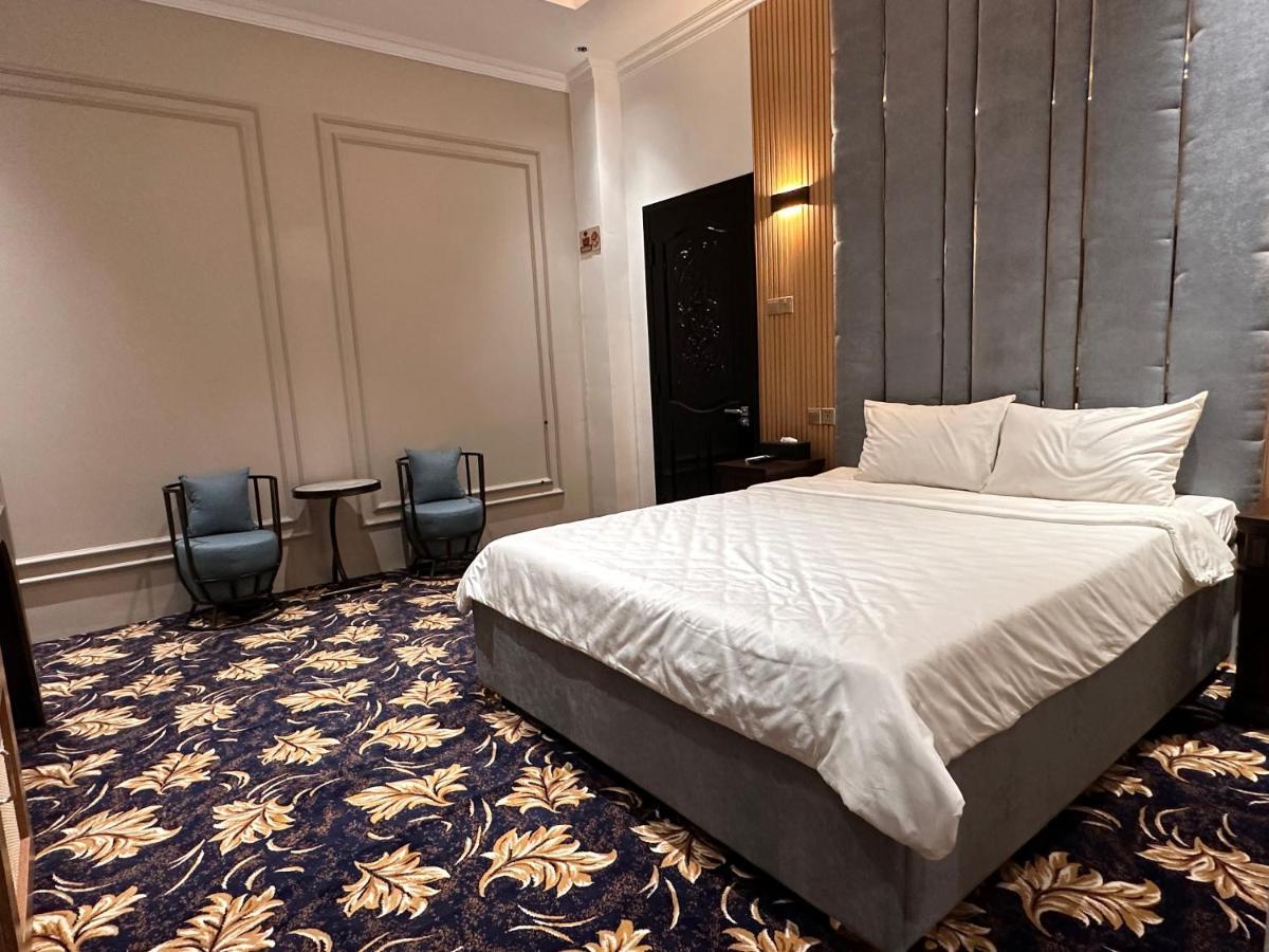 Phuoc Hung 3 Hotel Vĩnh Long 외부 사진