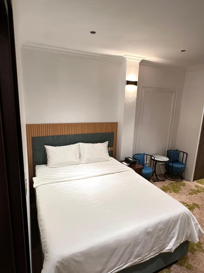 Phuoc Hung 3 Hotel Vĩnh Long 외부 사진