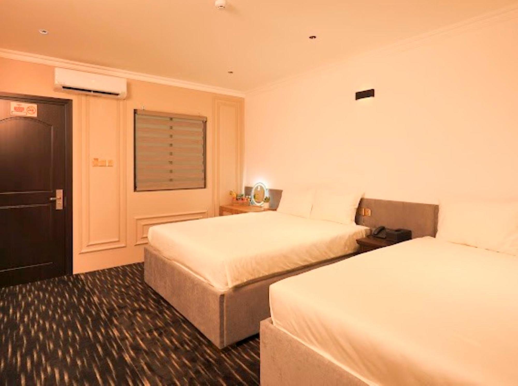 Phuoc Hung 3 Hotel Vĩnh Long 외부 사진